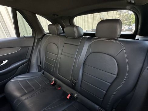 Used 2020 Mercedes-Benz GLC 300 4MATIC image 34