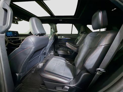 Used 2025 Ford Explorer ST w/ Sun And Sound Package image 25