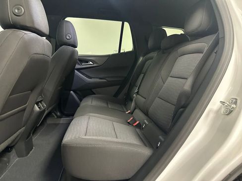 New 2026 Chevrolet Equinox LT image 21