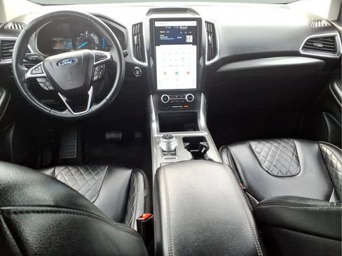Certified 2024 Ford Edge Titanium AWD/4WD image 15