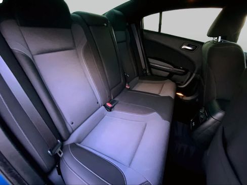 Used 2020 Dodge Charger SXT w/ Blacktop Package RWD image 18