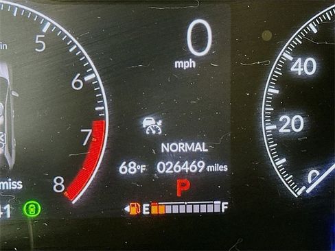 Certified 2024 Honda HR-V EX-L image 4