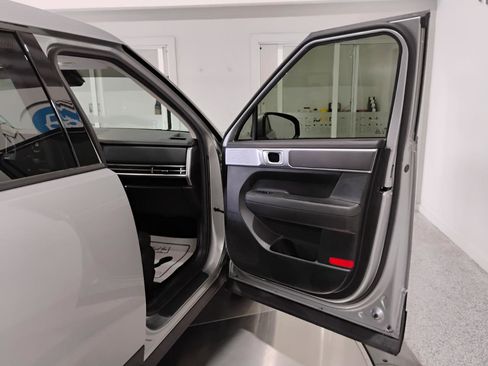 Used 2024 Hyundai Santa Fe SE image 28