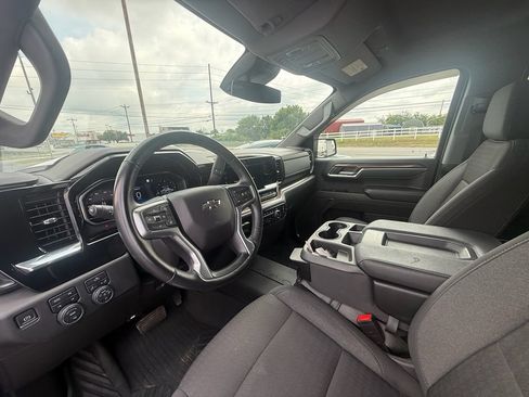 Used 2023 Chevrolet Silverado 1500 RST AWD/4WD image 14