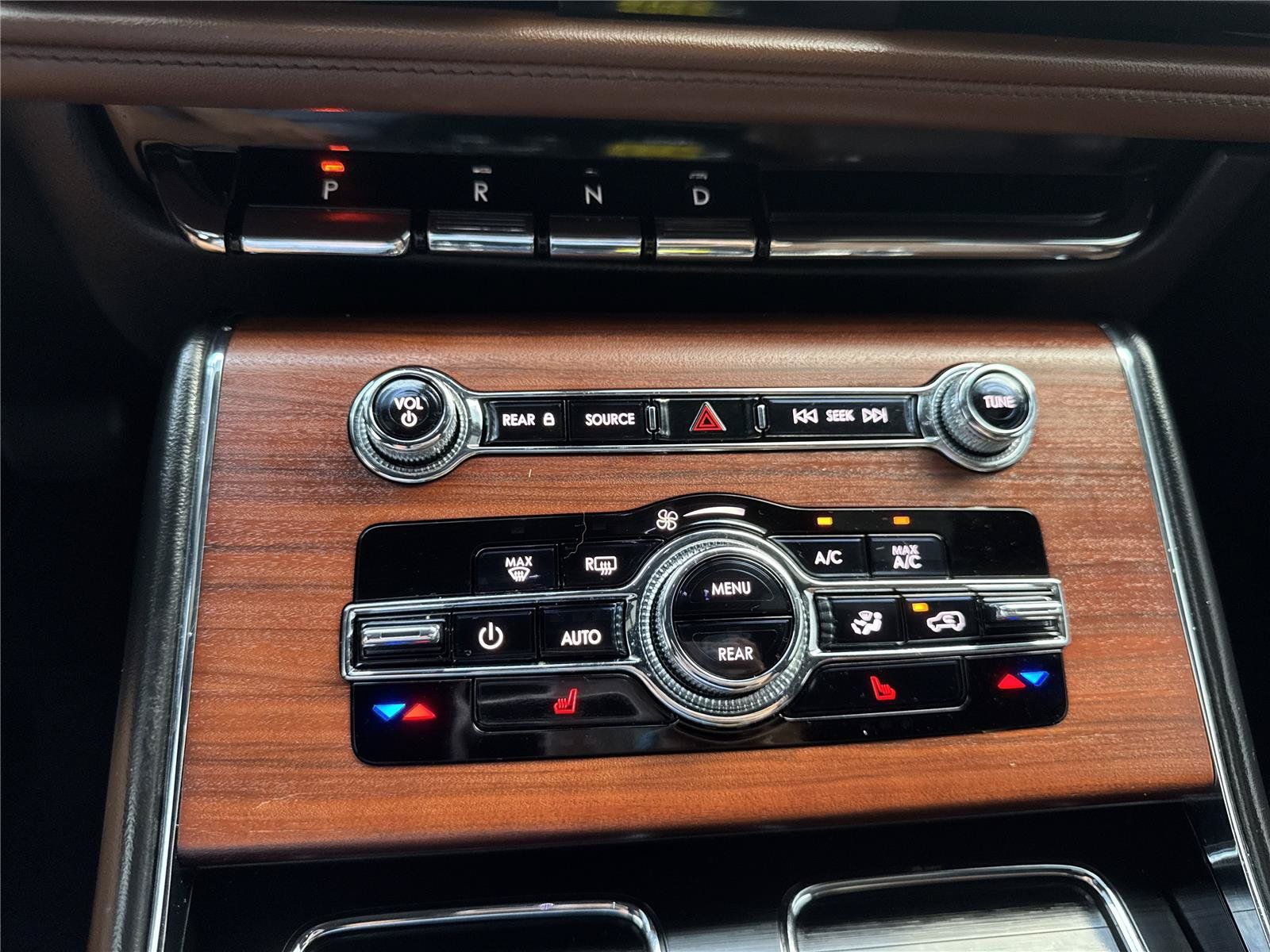 Used 2022 Lincoln Aviator Reserve RWD image 29