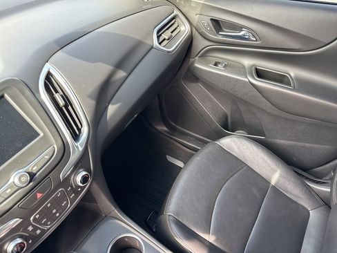 Used 2021 Chevrolet Equinox LT image 31