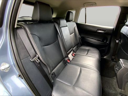 Used 2026 Toyota Corolla Cross XLE FWD image 19