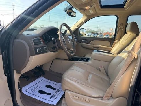 Used 2009 GMC Yukon SLT w/ Regional Value Package image 34