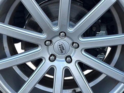Used 2016 Land Rover Range Rover AWD/4WD image 16