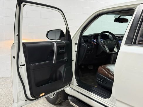 Used 2019 Toyota 4Runner Limited image 10