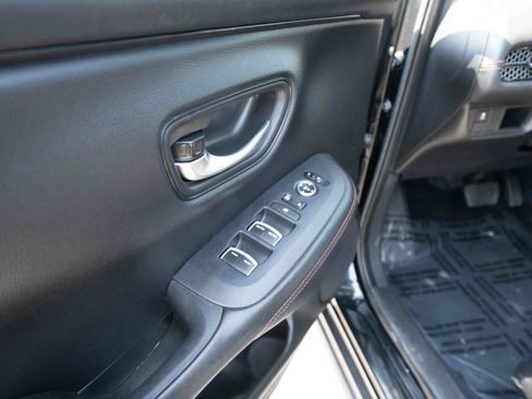 Used 2024 Honda HR-V Sport image 7