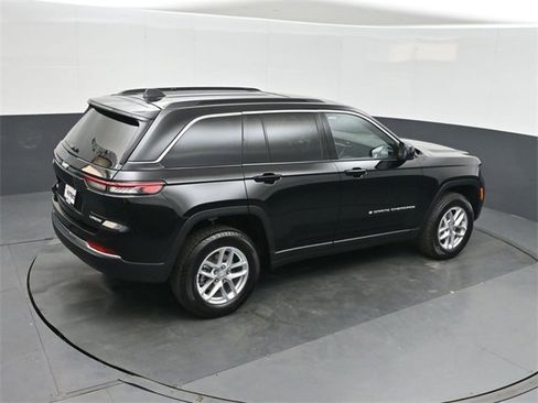 New 2025 Jeep Grand Cherokee Laredo X image 31