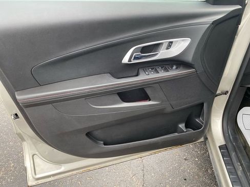 Used 2013 Chevrolet Equinox LT w/ Chrome Package image 11