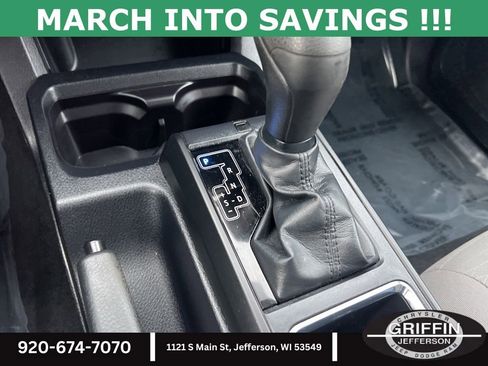 Used 2019 Toyota Tacoma SR w/ SR Convenience Package image 23