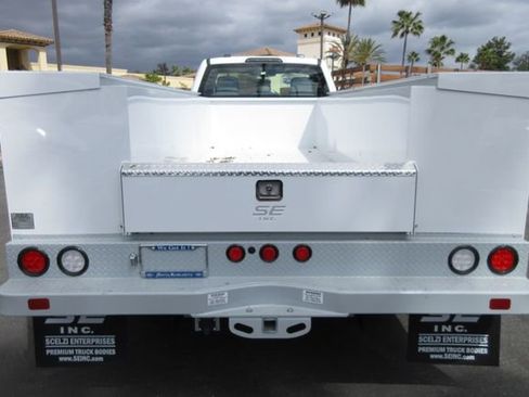 New 2024 Ford F450 XL w/ XL Chrome Package image 3