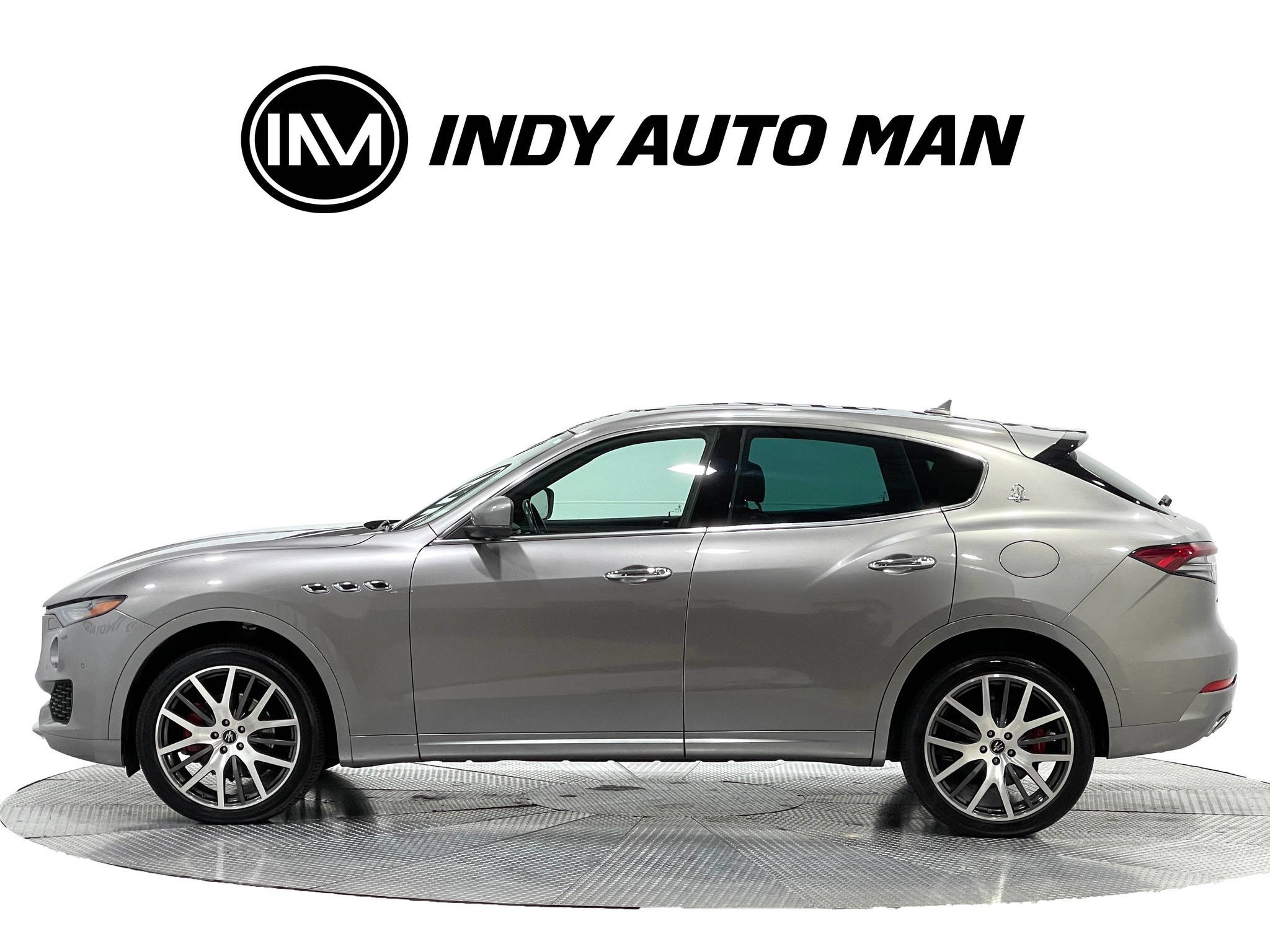 Used 2021 Maserati Levante AWD/4WD image 7