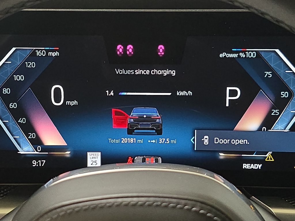 Certified 2023 BMW i7 xDrive60 AWD/4WD image 22