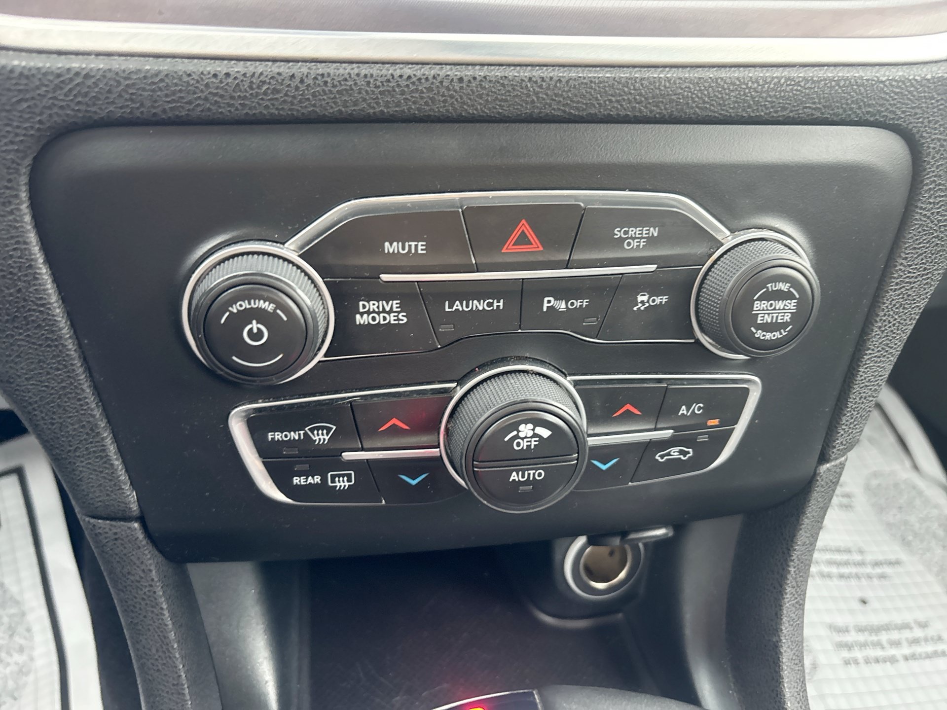 Used 2019 Dodge Charger Scat Pack w/ Dynamics Package RWD image 16
