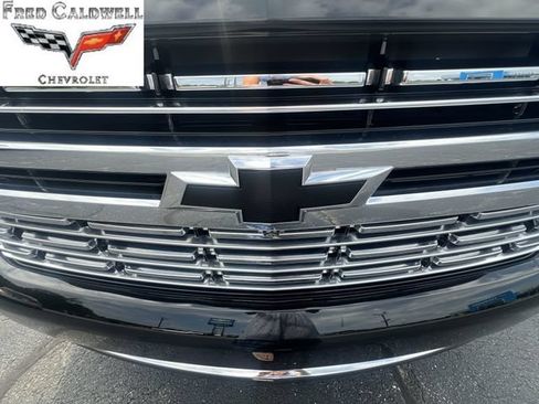 Used 2023 Chevrolet Tahoe Premier AWD/4WD image 37