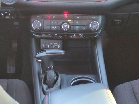 Certified 2025 Dodge Durango GT w/ Blacktop Package image 18