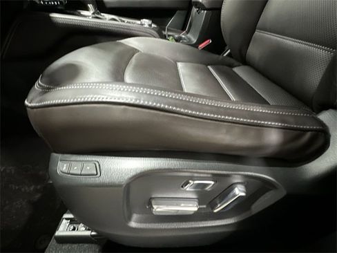 Used 2024 MAZDA CX-5 Signature image 18