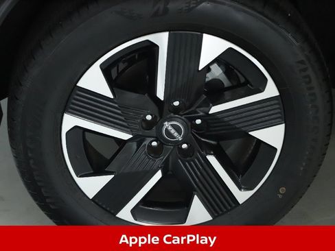 Certified 2025 Nissan Kicks SV AWD/4WD image 14