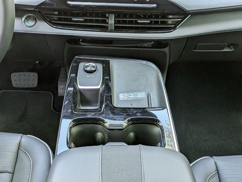 New 2026 Buick Enclave Sport Touring w/ Super Cruise Package FWD image 20