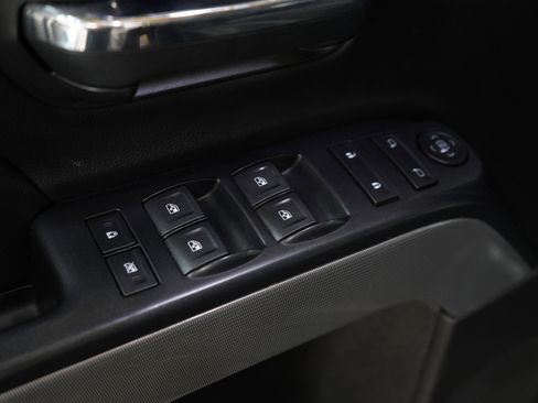 Used 2018 Chevrolet Silverado 1500 LT w/ All Star Edition image 19