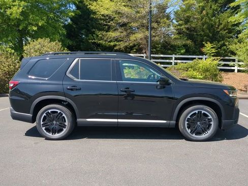 New 2026 Honda Pilot image 3