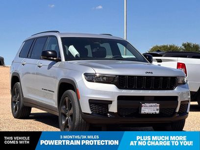 Used 2023 Jeep Grand Cherokee L Laredo