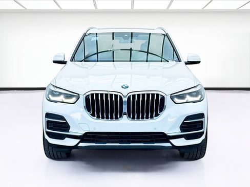 Used 2023 BMW X5 xDrive40i image 2