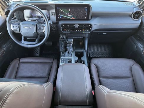 Used 2025 Toyota Land Cruiser image 12