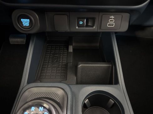 New 2025 Ford Maverick Lariat w/ Black Appearance Package AWD/4WD image 29