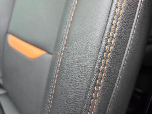 Used 2025 GMC Sierra 2500 AT4 w/ Technology Package image 19