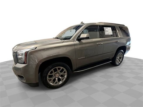 Used 2019 GMC Yukon SLE w/ SLE Value Package image 1