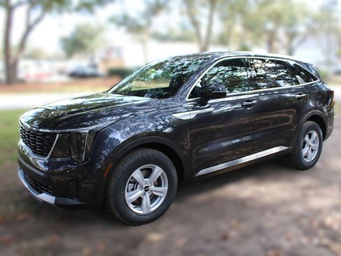 New 2026 Kia Sorento LX FWD image 15