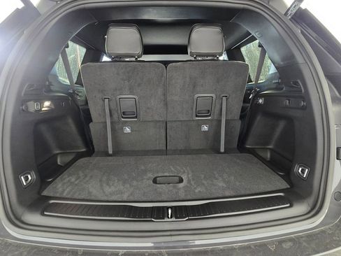 New 2025 Jeep Grand Cherokee L Altitude RWD image 8