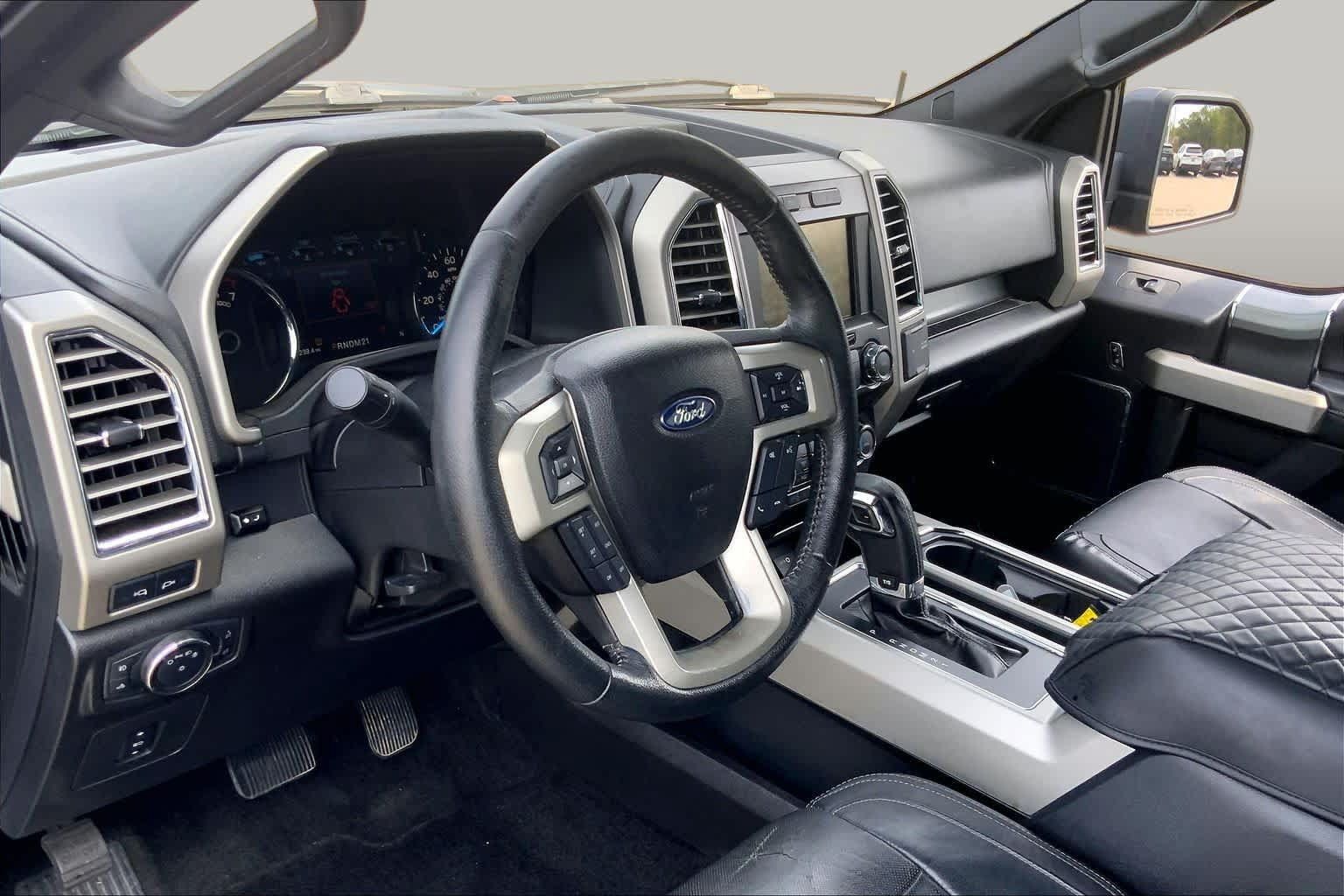 Used 2015 Ford F150 Lariat AWD/4WD image 17