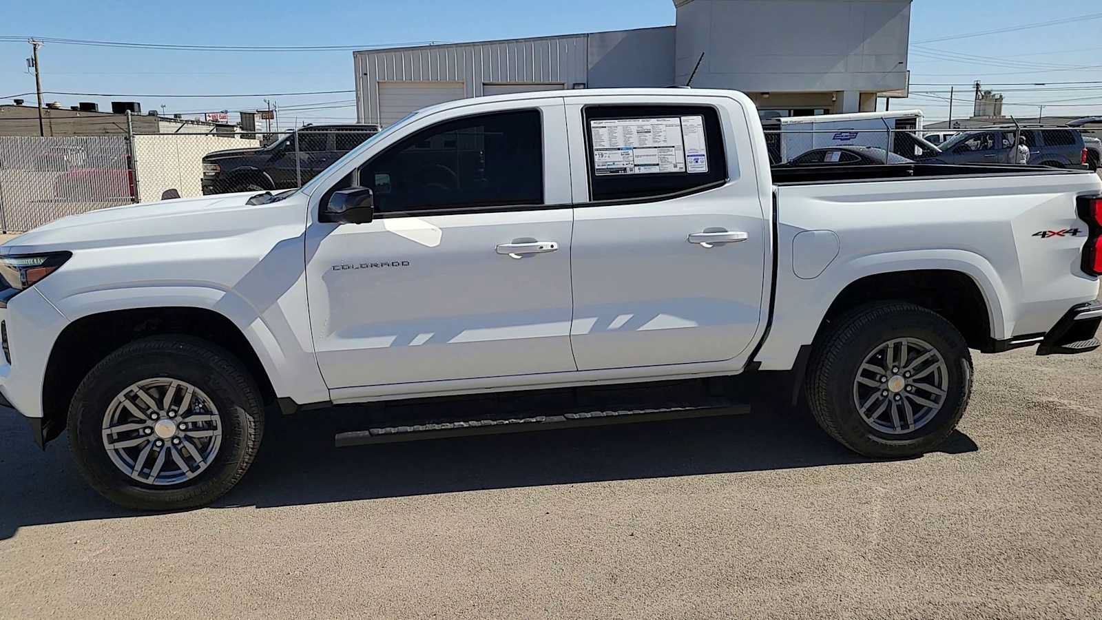 New 2026 Chevrolet Colorado LT w/ LT Convenience Package AWD/4WD image 5