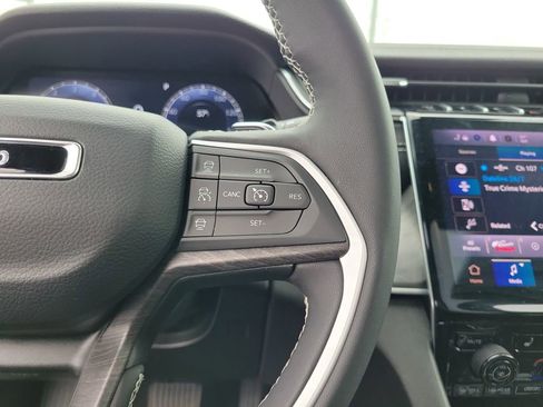 Used 2024 Jeep Grand Cherokee L Limited w/ Luxury Tech Group II AWD/4WD image 25