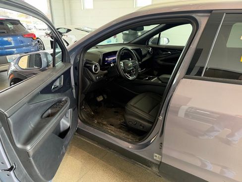 Used 2024 Chevrolet Blazer EV LT image 5