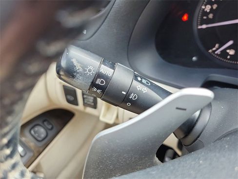 Used 2010 Lexus IS 250C image 23