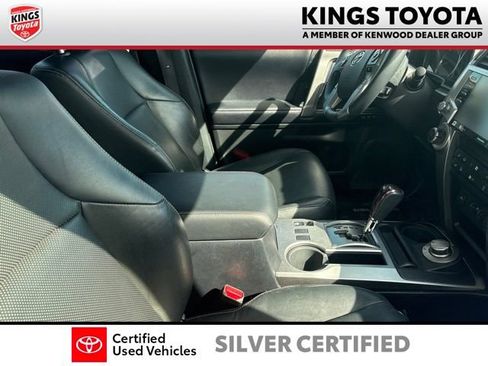 Used 2020 Toyota 4Runner Limited AWD/4WD image 8
