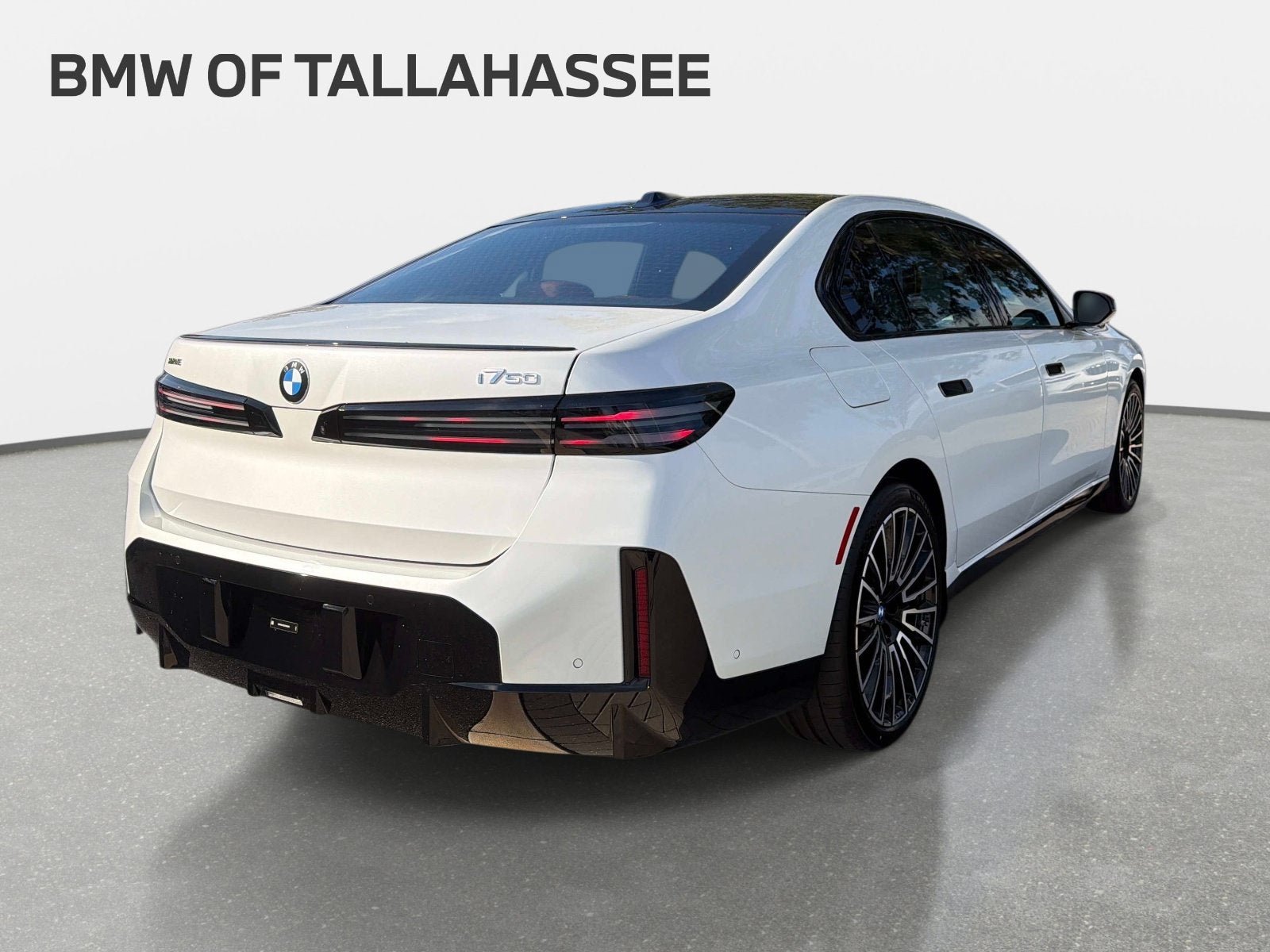 New 2027 BMW i7 xDrive50 w/ Executive Package AWD/4WD image 5