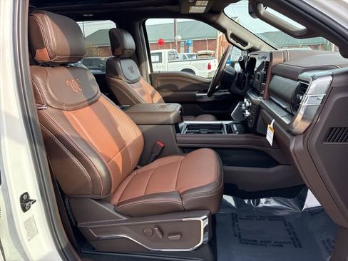 New 2026 Ford F250 King Ranch w/ FX4 Off-Road Package AWD/4WD image 32