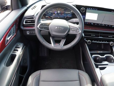 New 2026 Chevrolet Traverse Z71 w/ Driver Confidence Package image 13