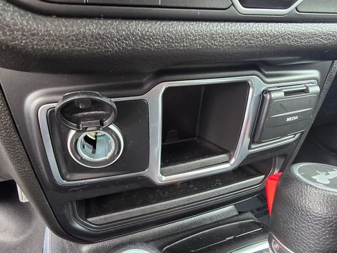 Used 2024 Jeep Wrangler Sport AWD/4WD image 19