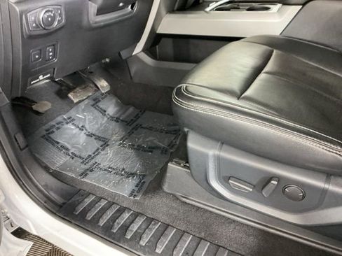 Used 2021 Ford F350 Lariat w/ Lariat Ultimate Package image 16