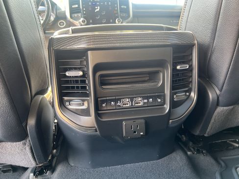 Used 2019 RAM 1500 Limited AWD/4WD image 8