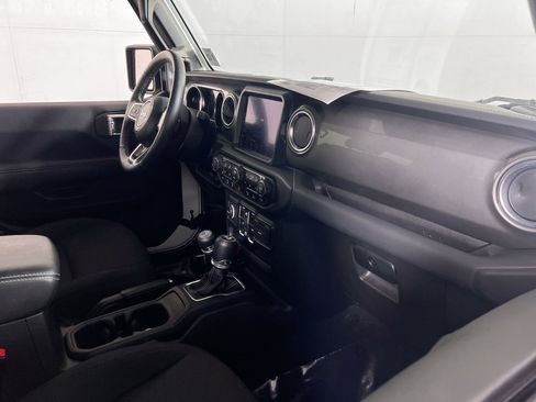 Used 2023 Jeep Wrangler Sahara w/ Safety Group image 28